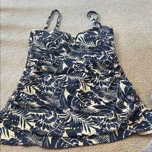 Women’s Navy & White Tropical Print One-Piece Swimdress